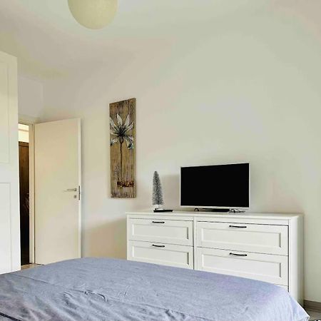 Lazo Two Room- Luxury Apartment Bucarest Esterno foto