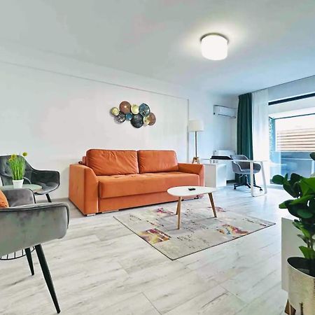 Lazo Two Room- Luxury Apartment Bucarest Esterno foto