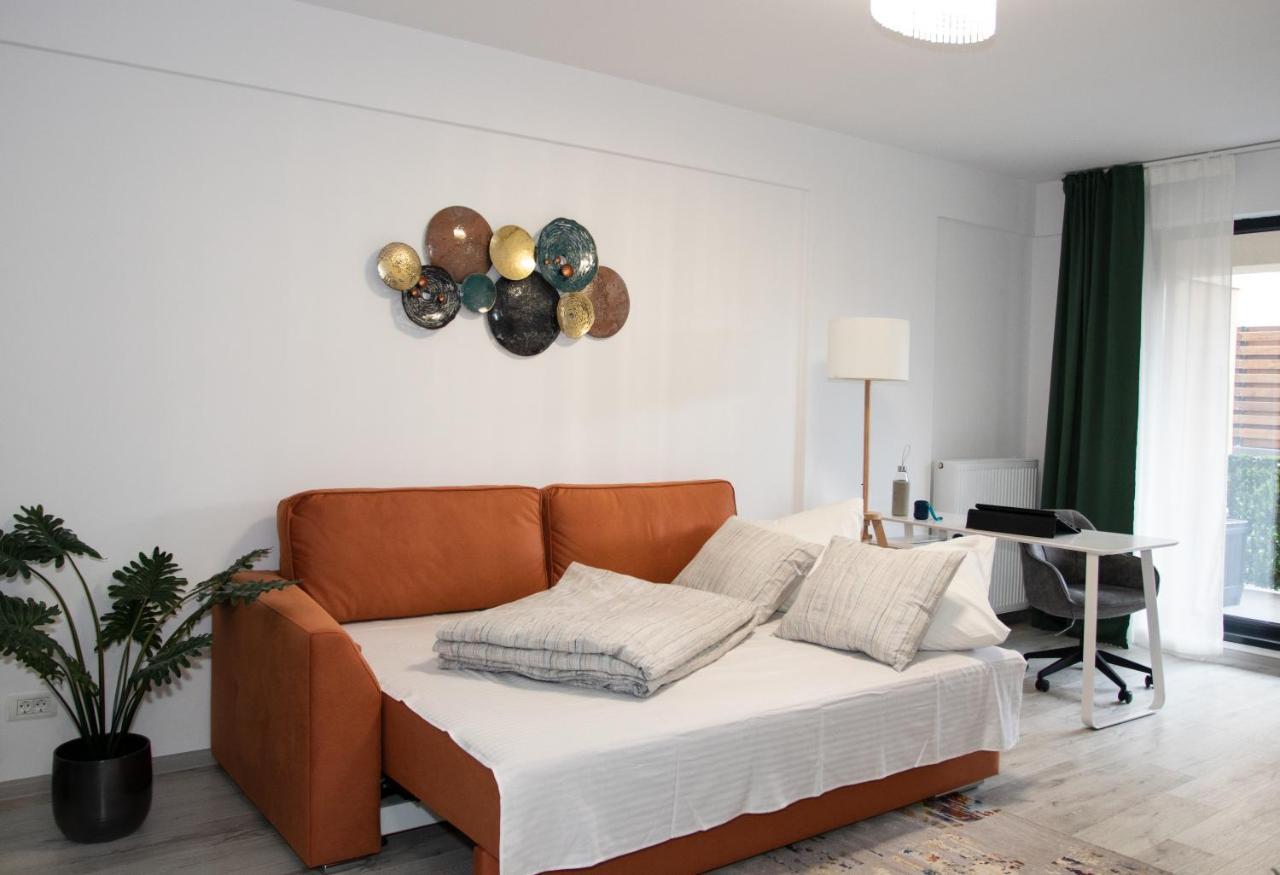 Lazo Two Room- Luxury Apartment Bucarest Esterno foto